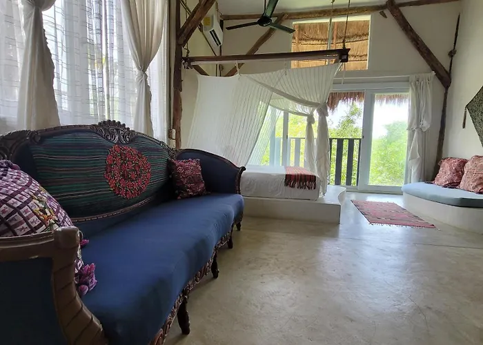 Hotel Cormoran & Cenote Tulum