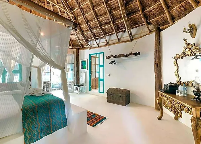 Cormoran & Cenote Hotel 3*