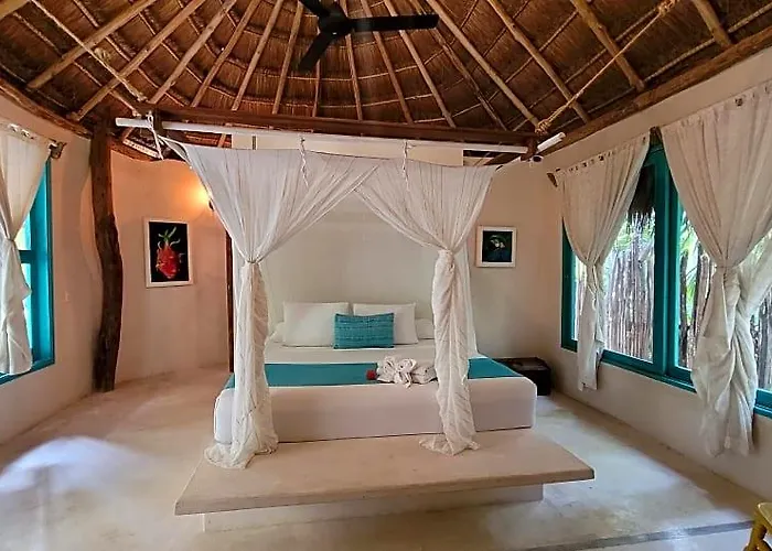 Hotel Cormoran & Cenote Tulum